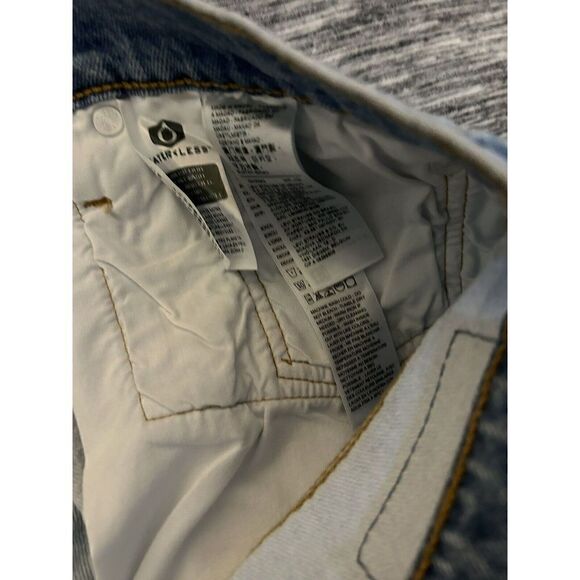 Levi’s 501 High Waisted Mom Jean Shorts In Pinch Stone Wash / Dark Wash Sz 34 - Picture 6 of 7